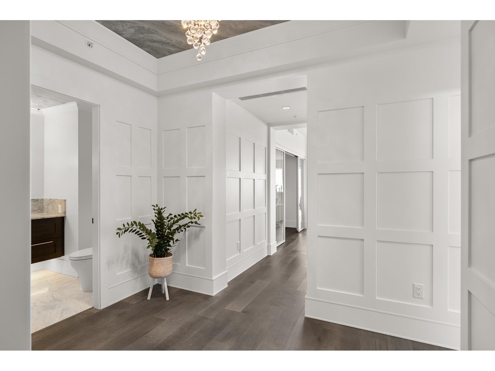 1701 1500 Martin Street, Surrey, British Columbia  V3Z 2L5 - Photo 5 - R2950057