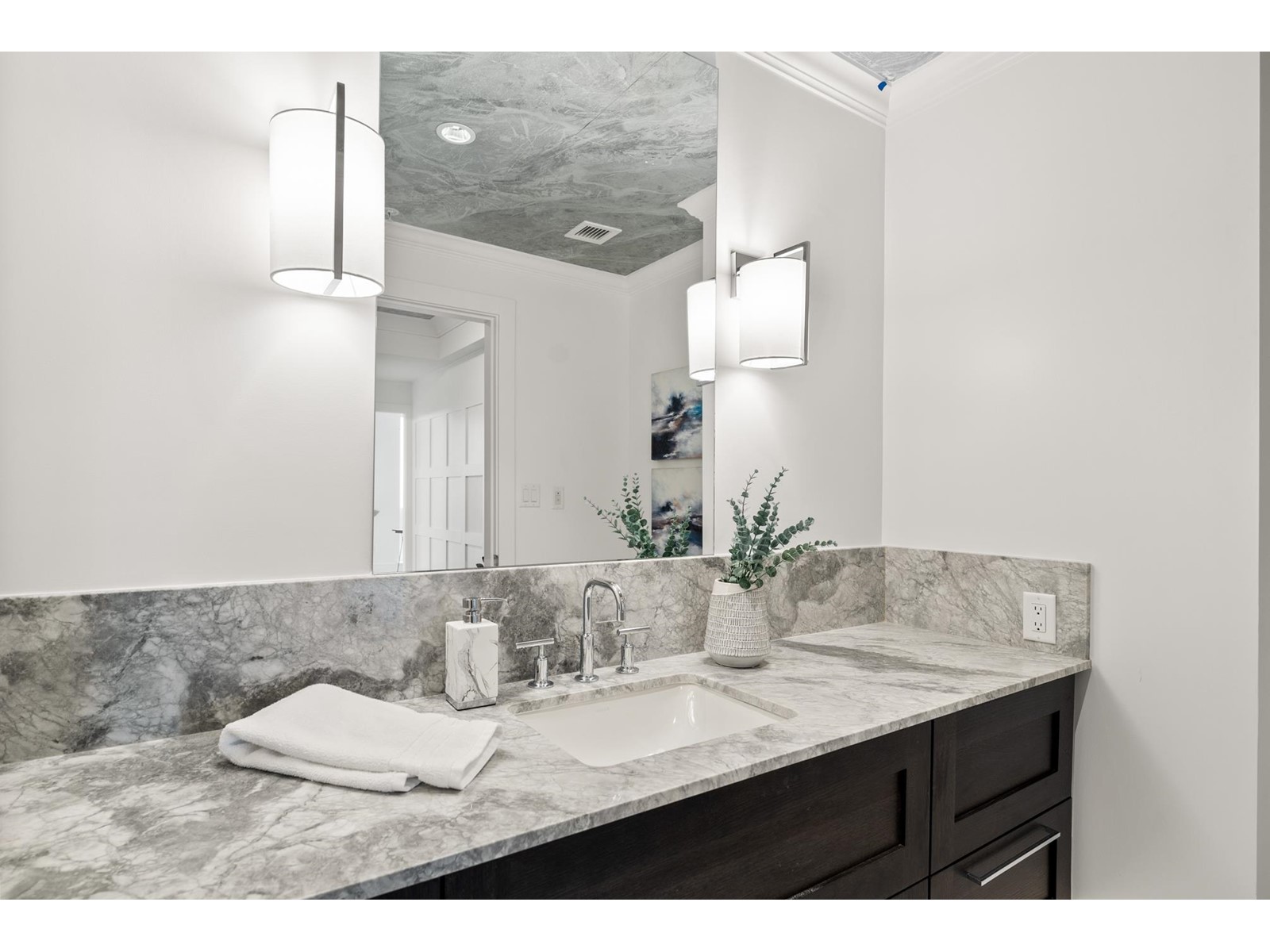 1701 1500 Martin Street, Surrey, British Columbia  V3Z 2L5 - Photo 18 - R2950057