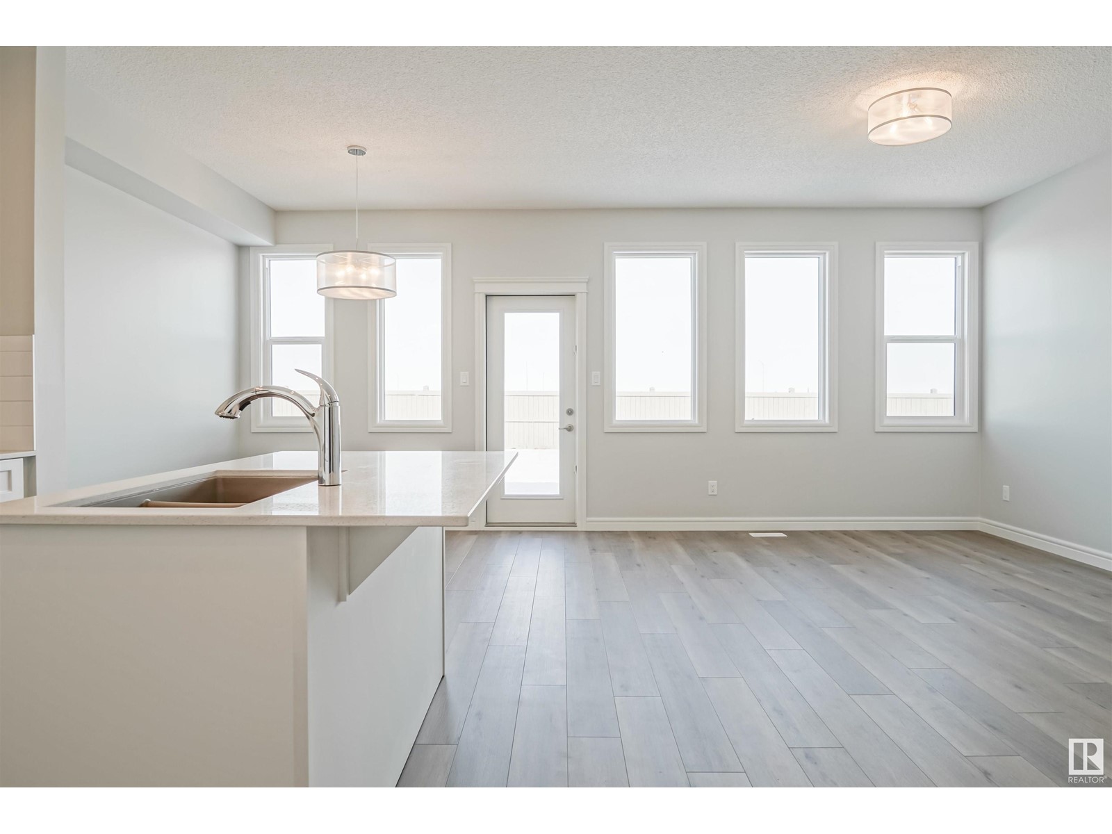 Property at 51 NETTLE CR image 5