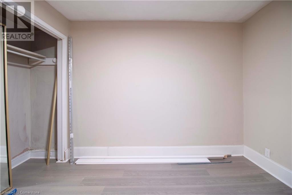 417 King Street W, Hamilton, Ontario  L8P 1B5 - Photo 9 - 40684441