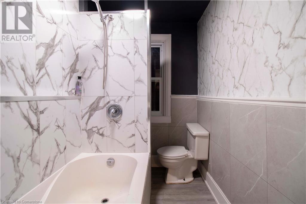 417 King Street W, Hamilton, Ontario  L8P 1B5 - Photo 13 - 40684459