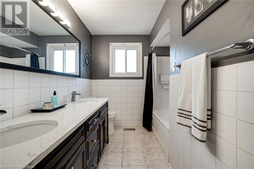 75 Colcrest StreetHamilton, Ontario  L8E 3Y6 - Photo 26 - 40684880