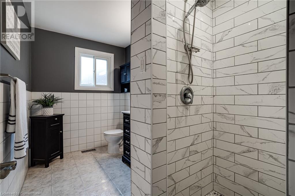 75 Colcrest StreetHamilton, Ontario  L8E 3Y6 - Photo 28 - 40684880