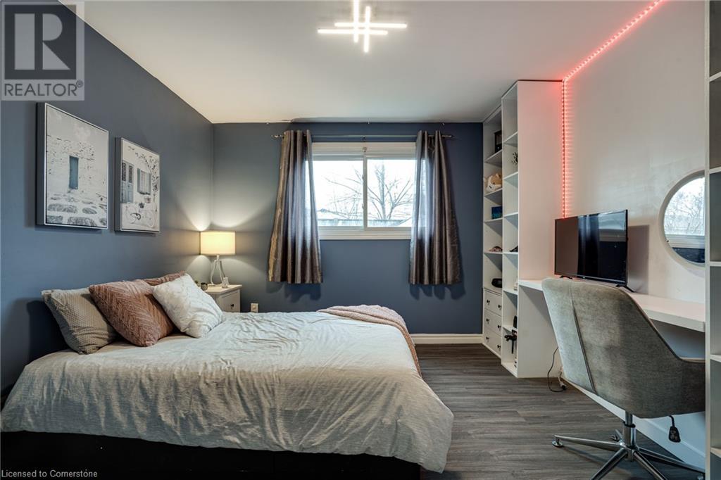 75 Colcrest StreetHamilton, Ontario  L8E 3Y6 - Photo 35 - 40684880