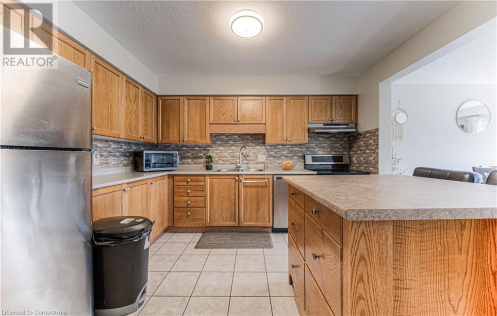 42 Green Valley Drive Unit# 28Kitchener, Ontario  N2P 2C3 - Photo 8 - 40638566