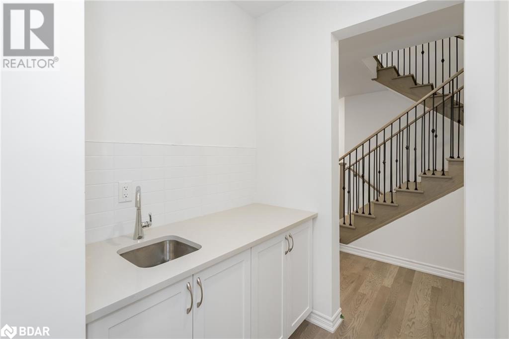 89 Berkely Street, Wasaga Beach, Ontario  L9Z 2N5 - Photo 7 - 40668933