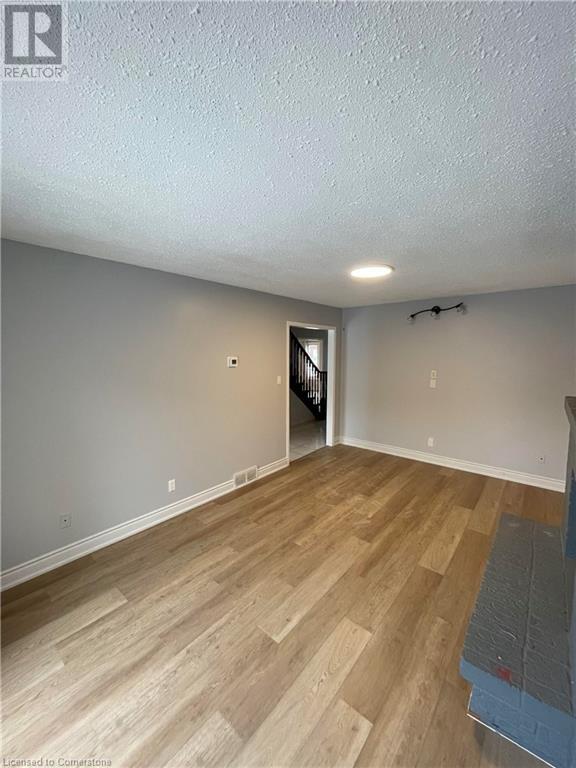 31 Vega Crescent, Hamilton, Ontario  L8E 4S6 - Photo 14 - 40684885