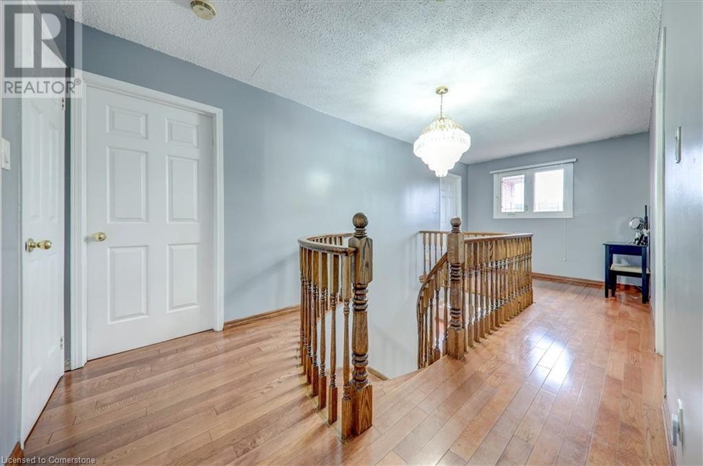 31 Vega Crescent, Hamilton, Ontario  L8E 4S6 - Photo 18 - 40684885