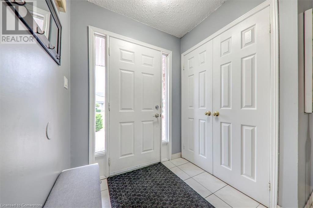 31 Vega Crescent, Hamilton, Ontario  L8E 4S6 - Photo 6 - 40684885