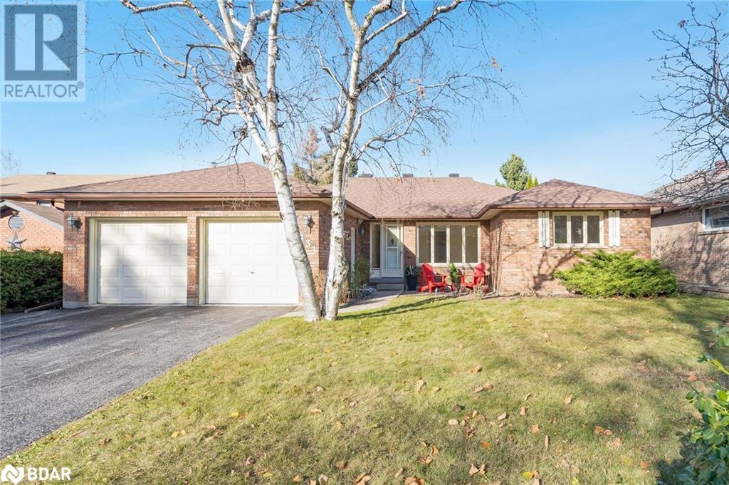 431 Innisfil Street, Barrie, Ontario  L4N 3H1 - Photo 4 - 40679208