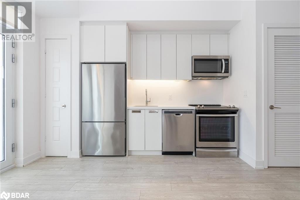 317 Broward Way Unit# 113, Innisfil, Ontario  L9S 0M7 - Photo 3 - 40682824