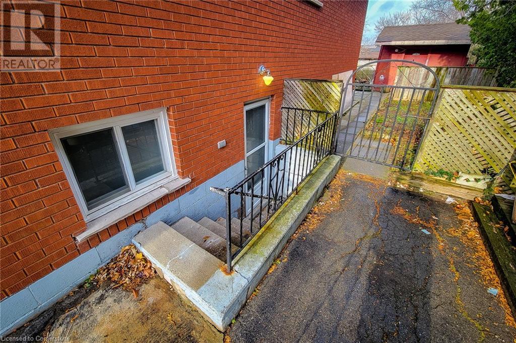 419 Red Oak AvenueHamilton, Ontario  L8E 2C7 - Photo 35 - 40684124