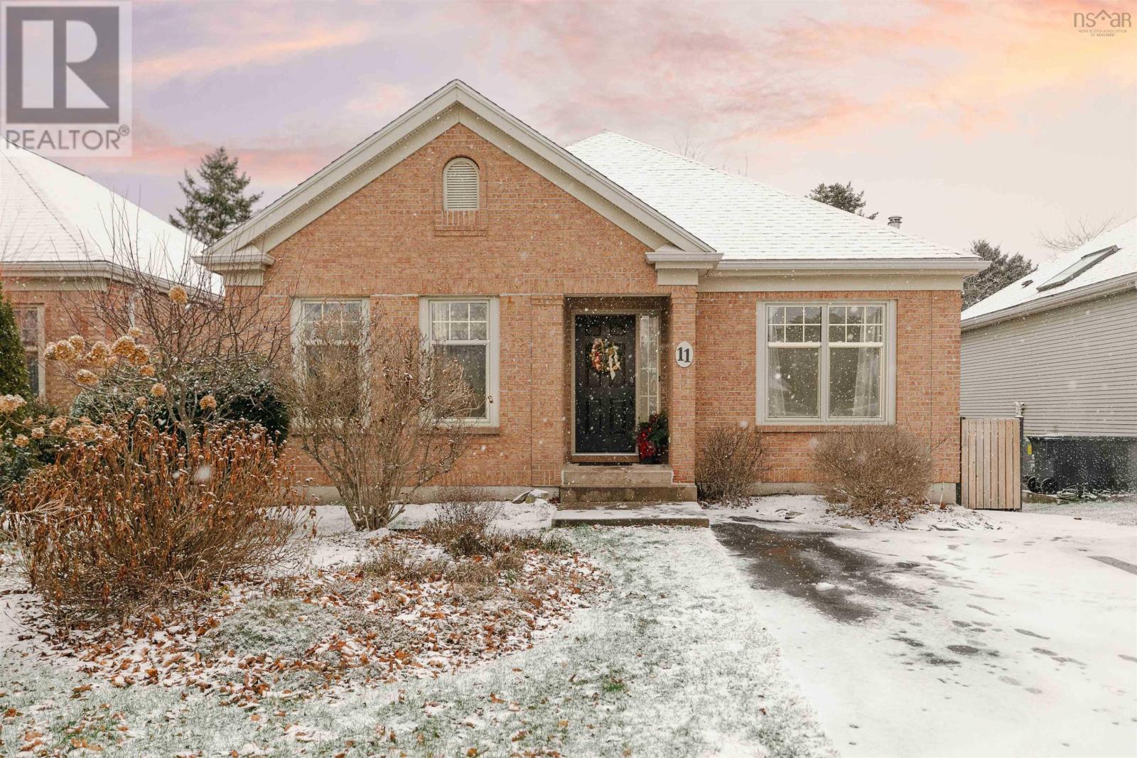 11 Bowsprit Close, Bedford, Nova Scotia  B4A 4A3 - Photo 1 - 202428176