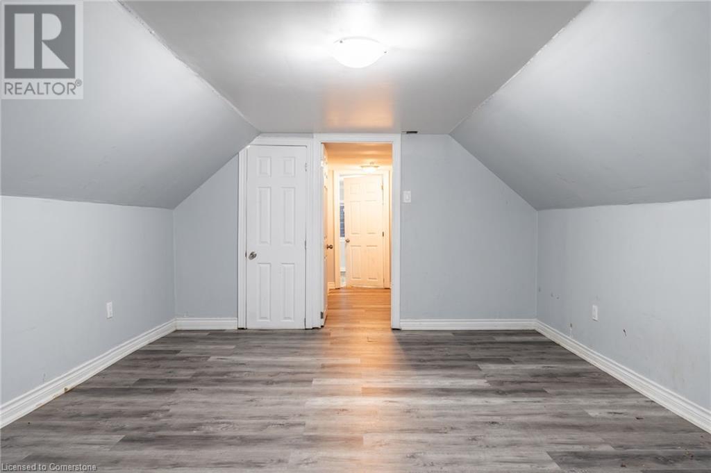 148 Leinster Avenue N, Hamilton, Ontario  L8L 6X9 - Photo 19 - 40684899