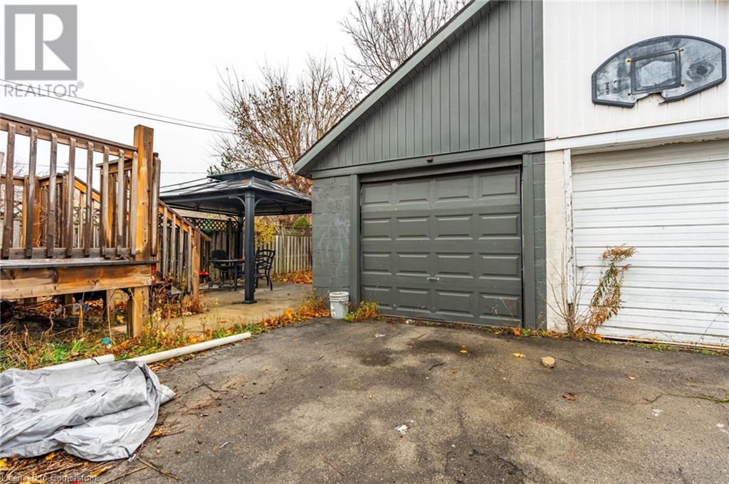 148 Leinster Avenue N, Hamilton, Ontario  L8L 6X9 - Photo 34 - 40684899