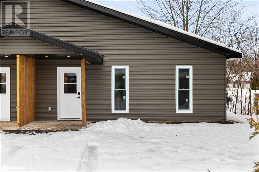 47 Creighton Street Unit# 2, Orillia, Ontario  L3V 1B1 - Photo 2 - 40684857