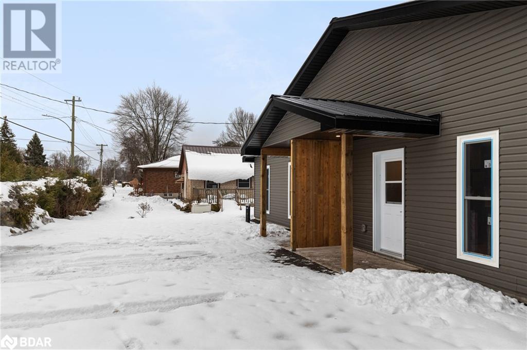 47 Creighton Street Unit# 2, Orillia, Ontario  L3V 1B1 - Photo 3 - 40684857