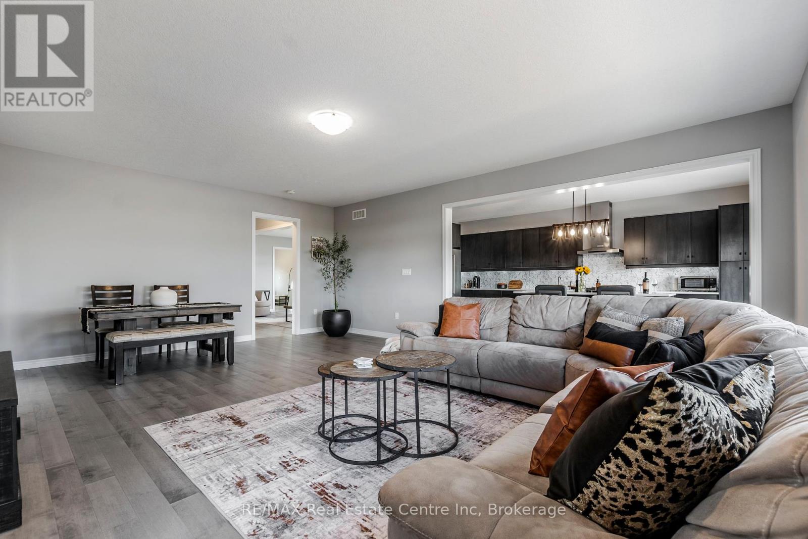 49 Keating Street, Guelph, Ontario  N1E 0S2 - Photo 5 - X11890244