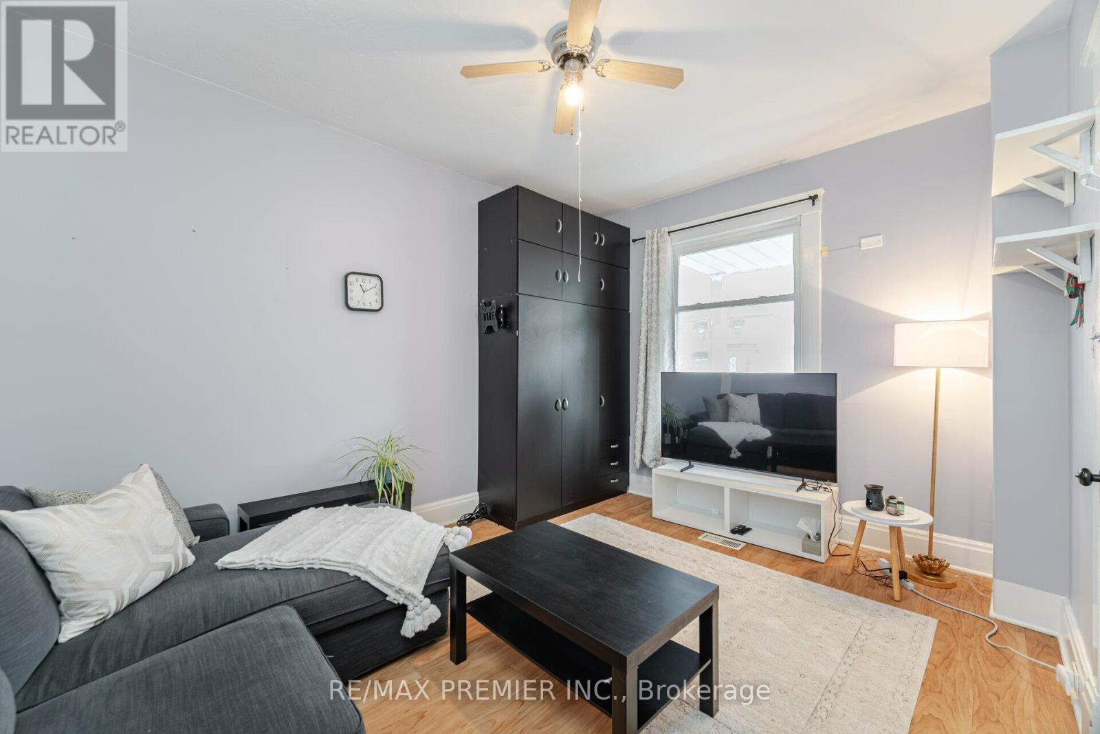 78 Bond StreetCambridge, Ontario  N1R 4B6 - Photo 6 - X11890297