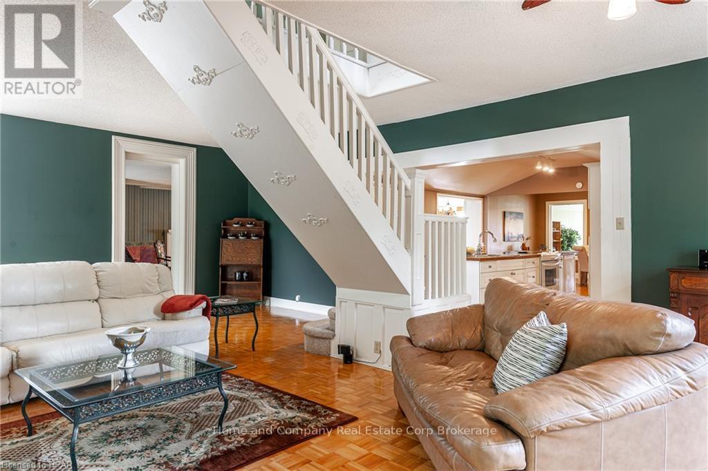 5515 Line 2, Perth South, Ontario  N0M 1V0 - Photo 17 - X10780623