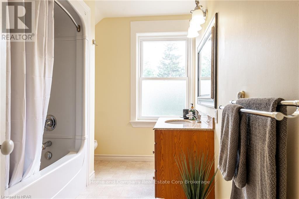 5515 Line 2, Perth South, Ontario  N0M 1V0 - Photo 26 - X10780623