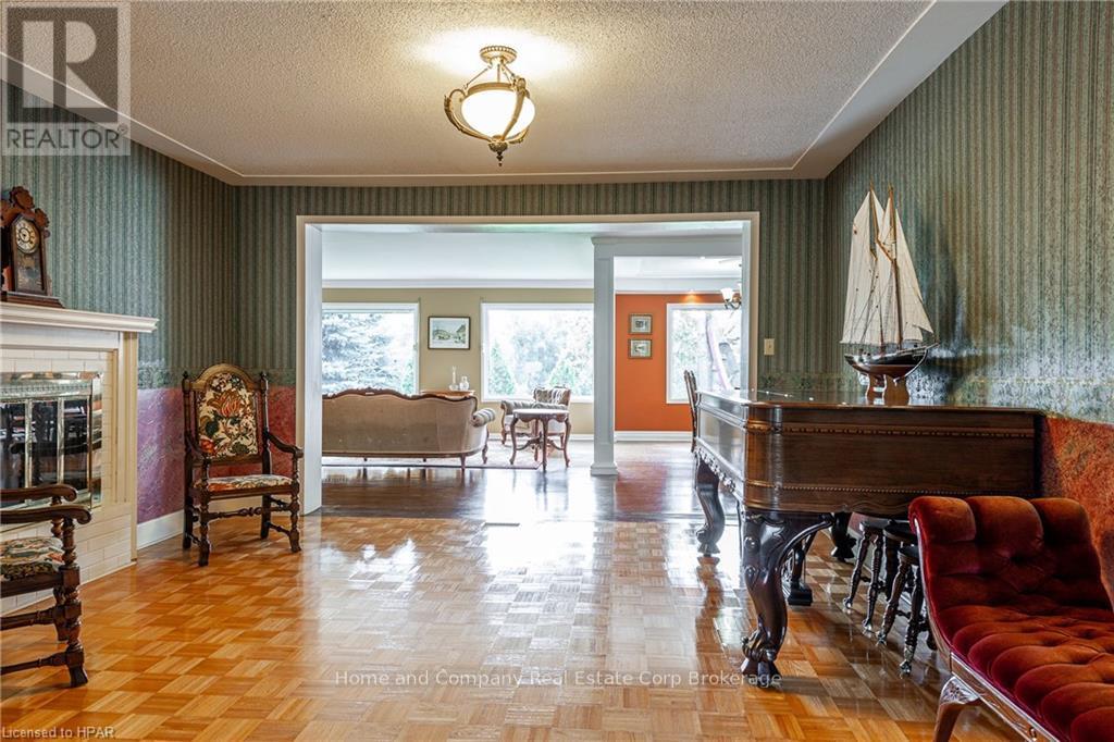 5515 Line 2, Perth South, Ontario  N0M 1V0 - Photo 4 - X10780623