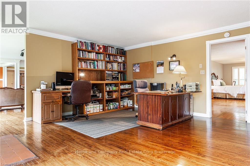 5515 Line 2, Perth South, Ontario  N0M 1V0 - Photo 9 - X10780623