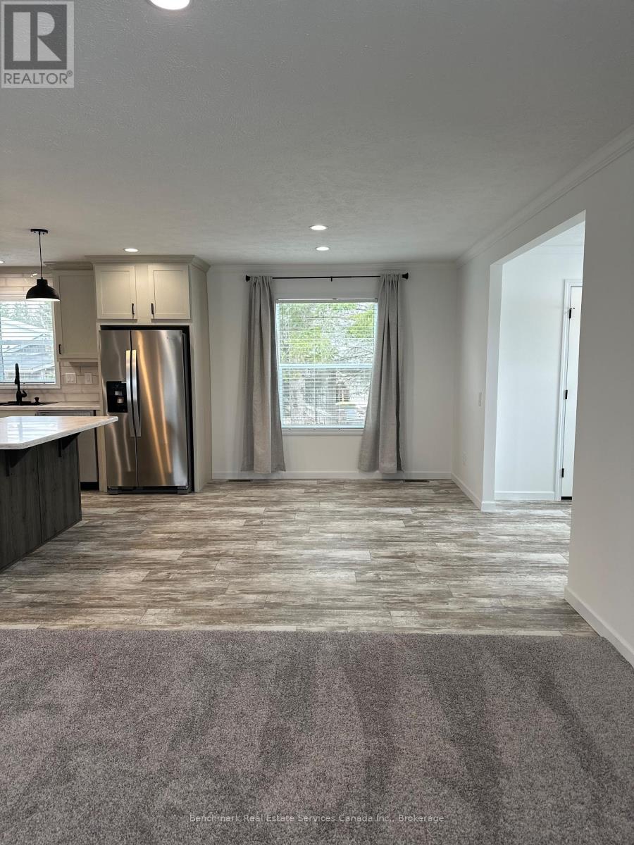 212 Spruce Drive, West Grey, Ontario  N4N 3B8 - Photo 12 - X11890482