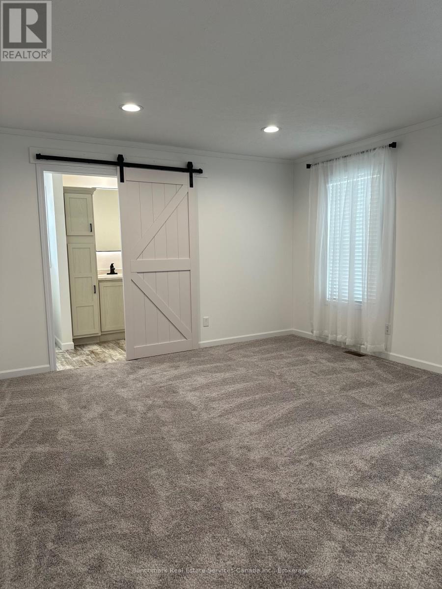 212 Spruce Drive, West Grey, Ontario  N4N 3B8 - Photo 16 - X11890482