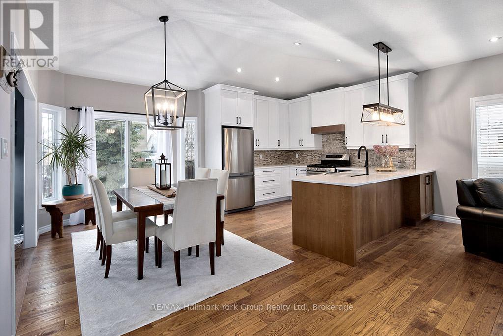 34 Davis Street, Collingwood, Ontario  L9Y 0C8 - Photo 4 - S11890431