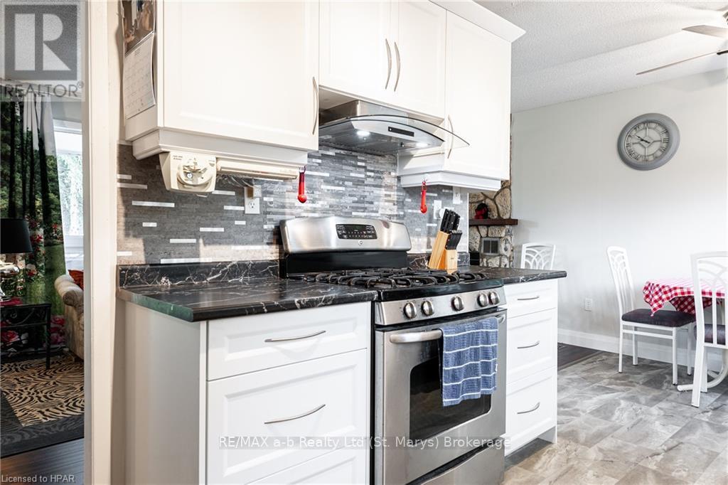 20328 Fairview Road, Thames Centre, Ontario  N0M 2P0 - Photo 17 - X10780240