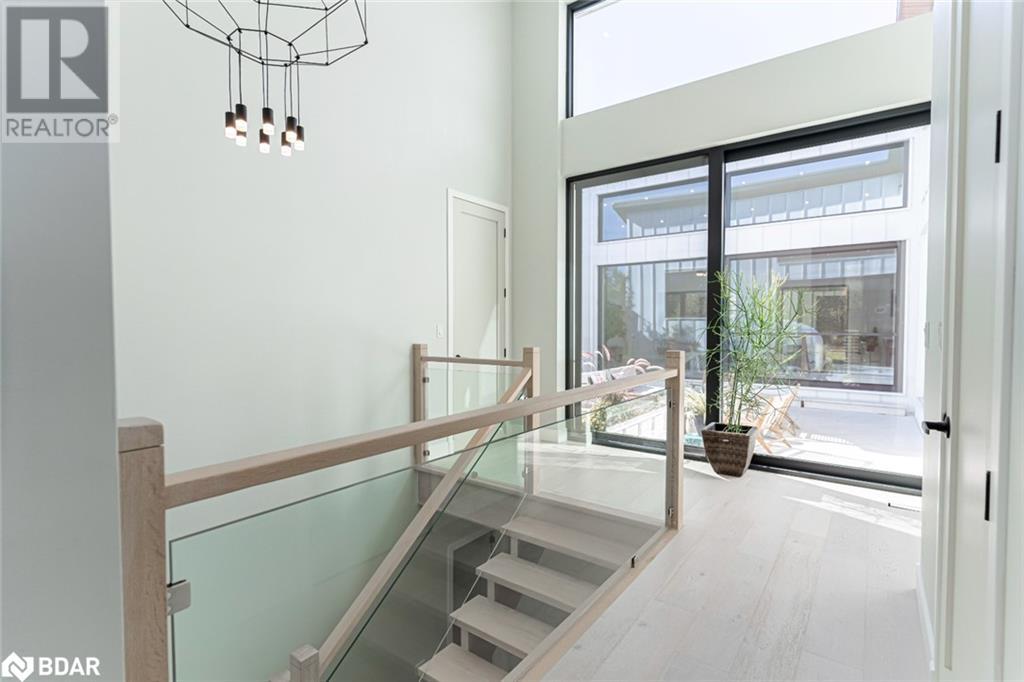 236 Cox Mill Road, Barrie, Ontario  L4N 4G5 - Photo 4 - 40684957