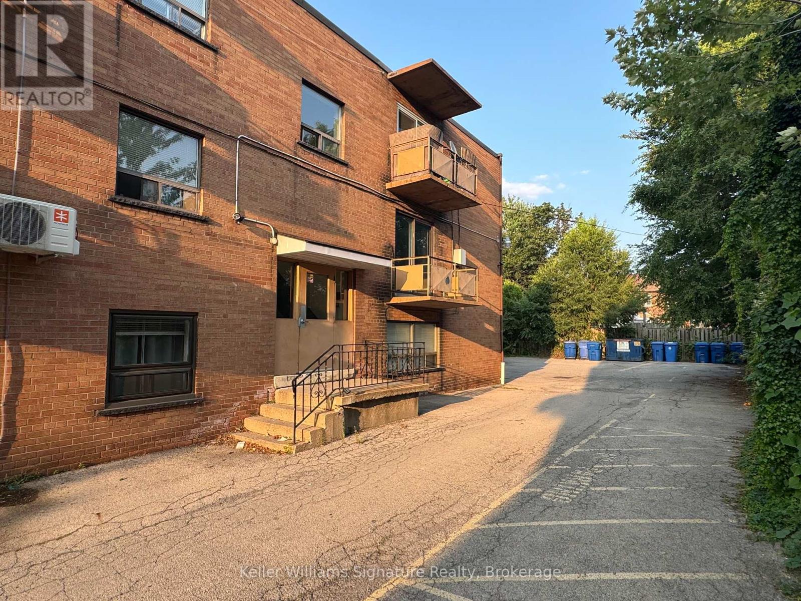 122 Victoria Avenue N, Hamilton (Landsdale), Ontario  L8L 5E5 - Photo 31 - X10441711