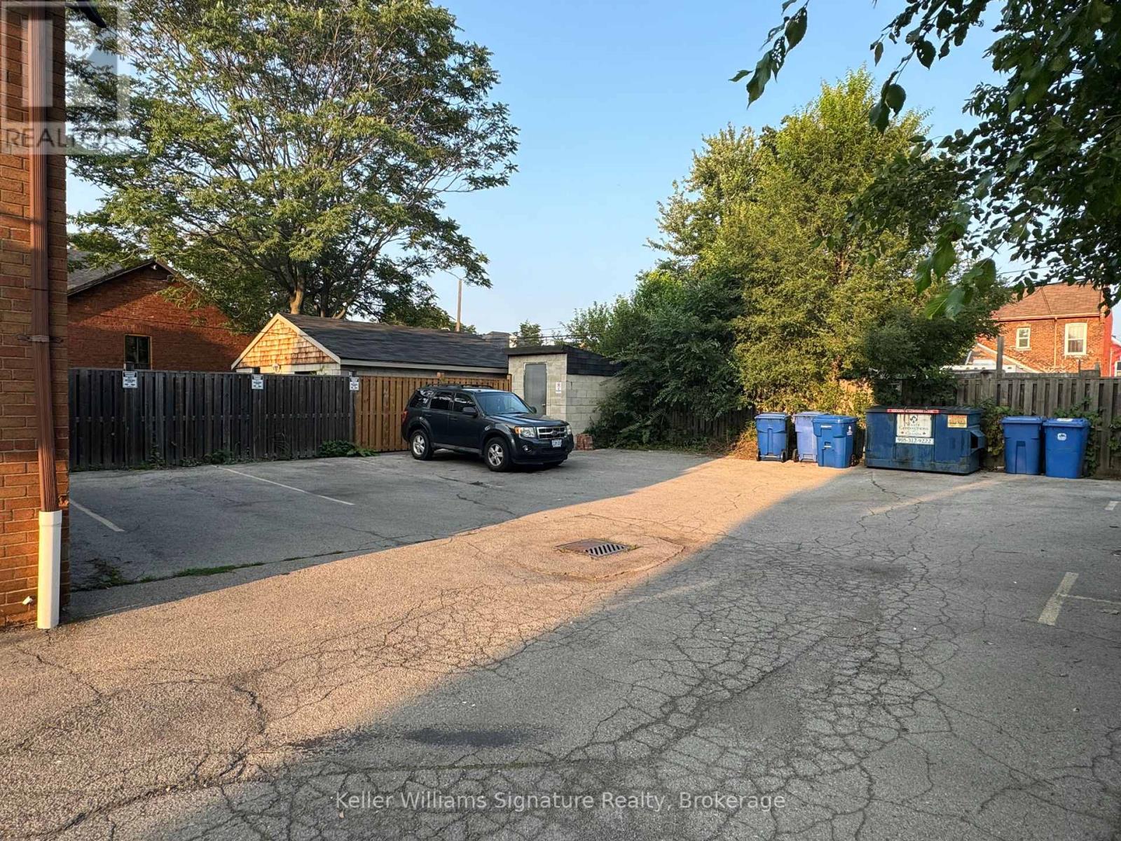 122 Victoria Avenue N, Hamilton (Landsdale), Ontario  L8L 5E5 - Photo 32 - X10441711