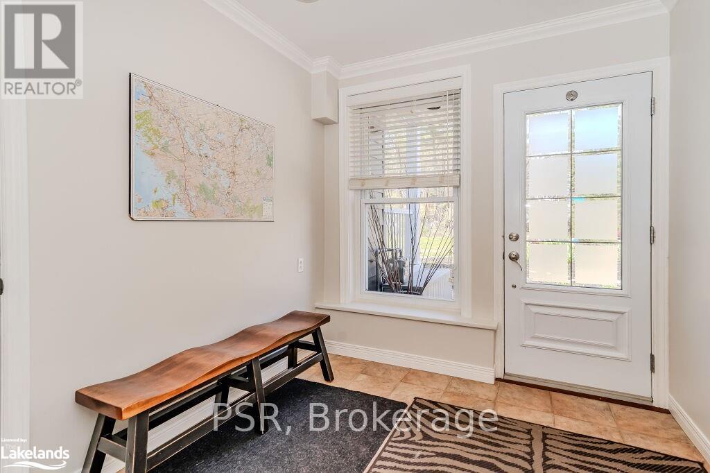 51 Mary Lake Crescent, Huntsville, Ontario  P0B 1L0 - Photo 5 - X11890506