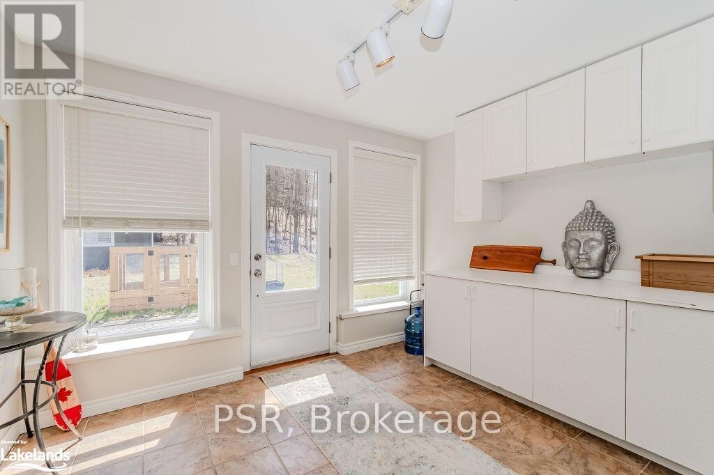 51 Mary Lake Crescent, Huntsville, Ontario  P0B 1L0 - Photo 7 - X11890506