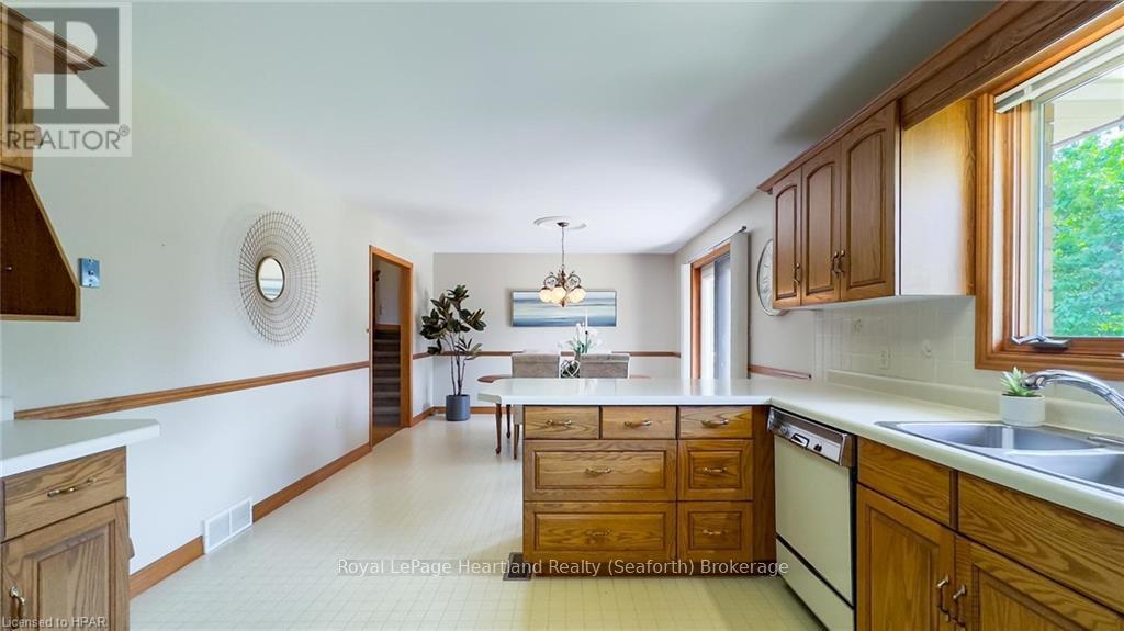 7333 Line 34 Road, West Perth, Ontario  N0M 1G0 - Photo 17 - X10781601