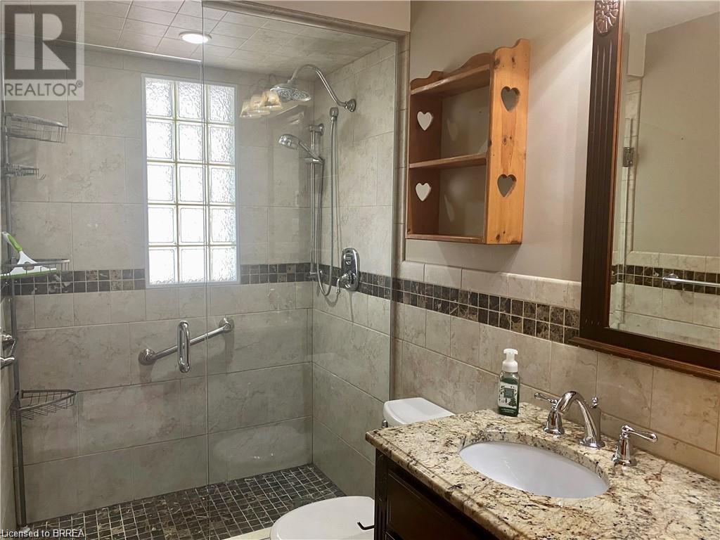 8 Sterling Street, Brantford, Ontario  N3T 4B1 - Photo 16 - 40684898