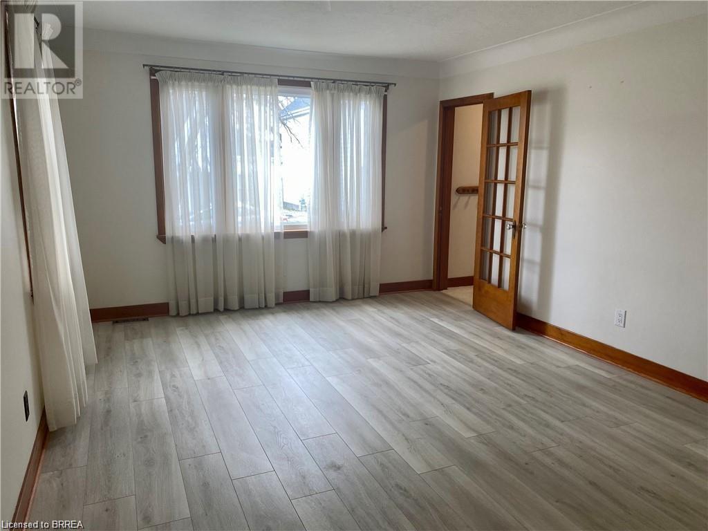 8 Sterling Street, Brantford, Ontario  N3T 4B1 - Photo 7 - 40684898