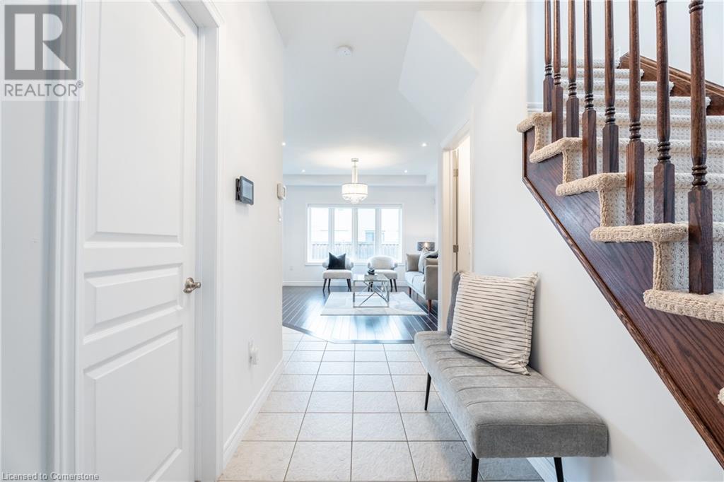 71 Chamomile Drive, Hamilton, Ontario  L8W 0C1 - Photo 4 - 40684950