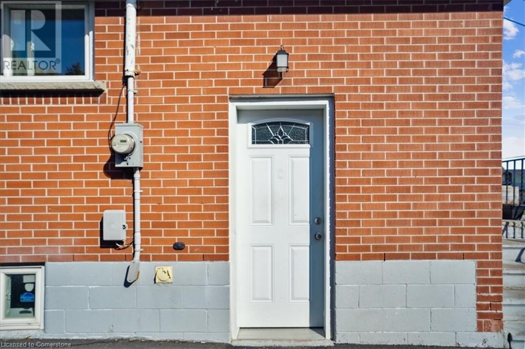 584 East 27th Street, Hamilton, Ontario  L8V 3H6 - Photo 20 - 40684918