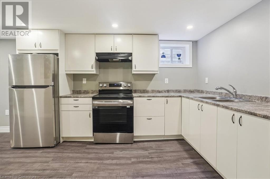 584 East 27th Street, Hamilton, Ontario  L8V 3H6 - Photo 27 - 40684918