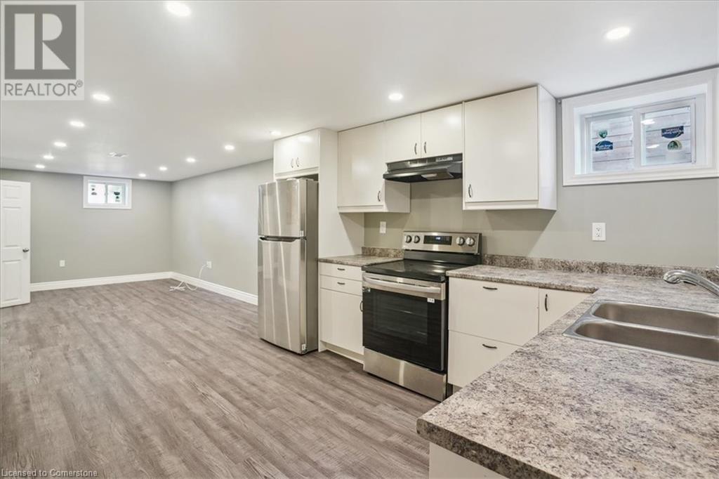 584 East 27th Street, Hamilton, Ontario  L8V 3H6 - Photo 28 - 40684918