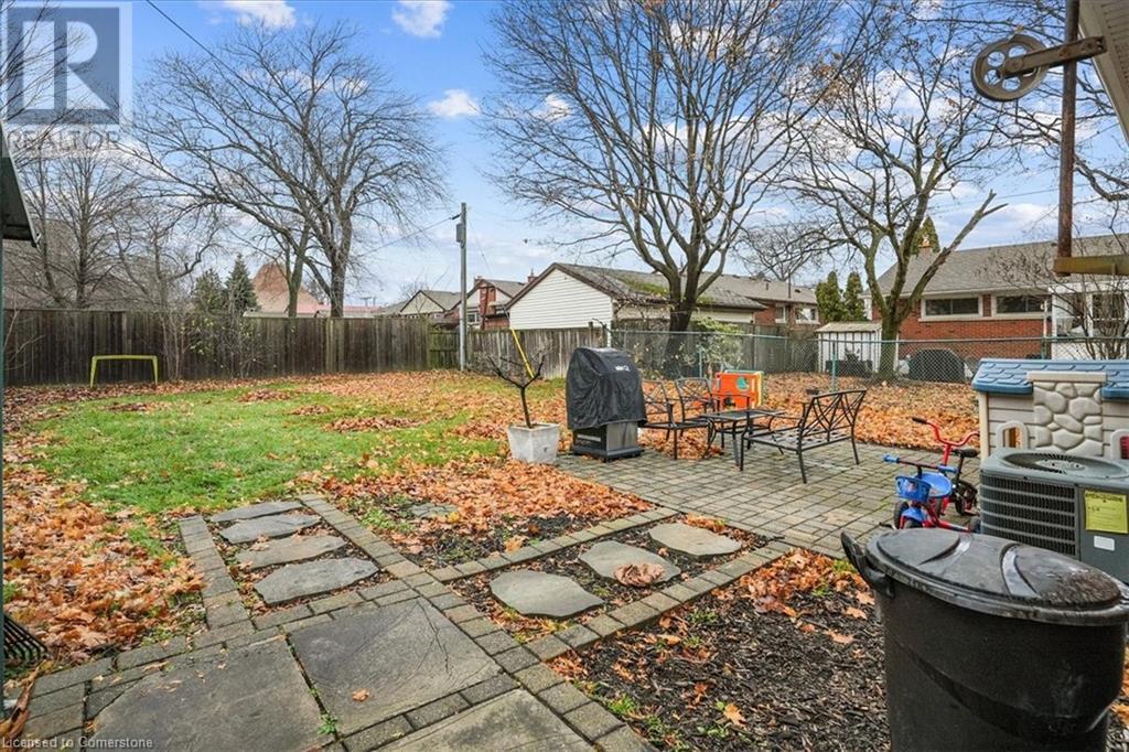 584 East 27th Street, Hamilton, Ontario  L8V 3H6 - Photo 50 - 40684918