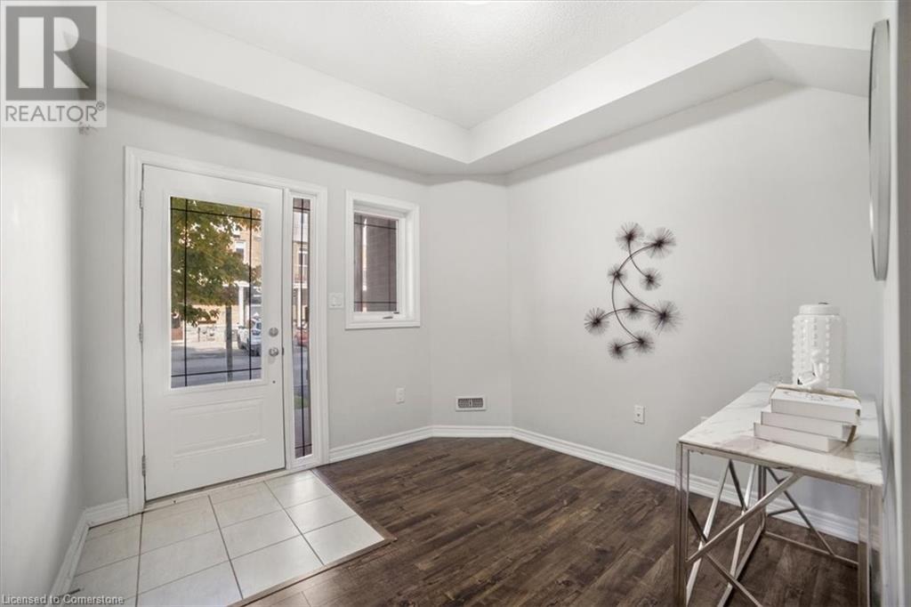 4122 Palermo Common, Burlington, Ontario  L7L 0G7 - Photo 5 - 40684972