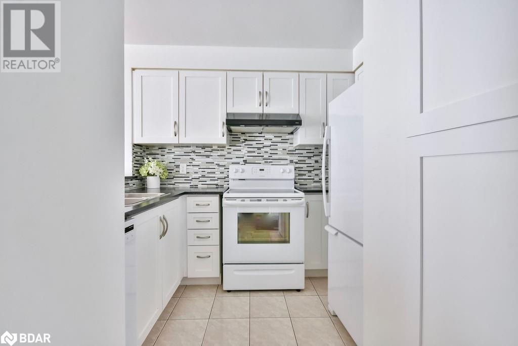 140 Dunlop Street E Unit# 908, Barrie, Ontario  L4M 6H9 - Photo 7 - 40684327