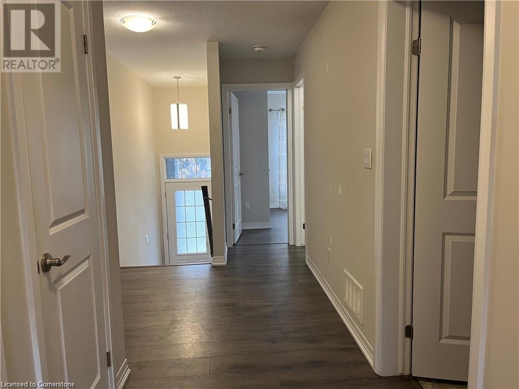 115 South Creek Drive Drive Unit# 8a, Kitchener, Ontario  N2P 0H2 - Photo 2 - 40670393