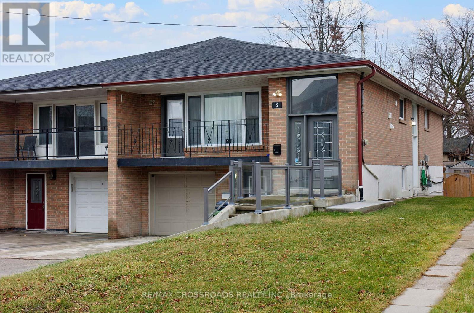 3 Horton BoulevardToronto (Eglinton East), Ontario  M1J 1K7 - Photo 1 - E11890597