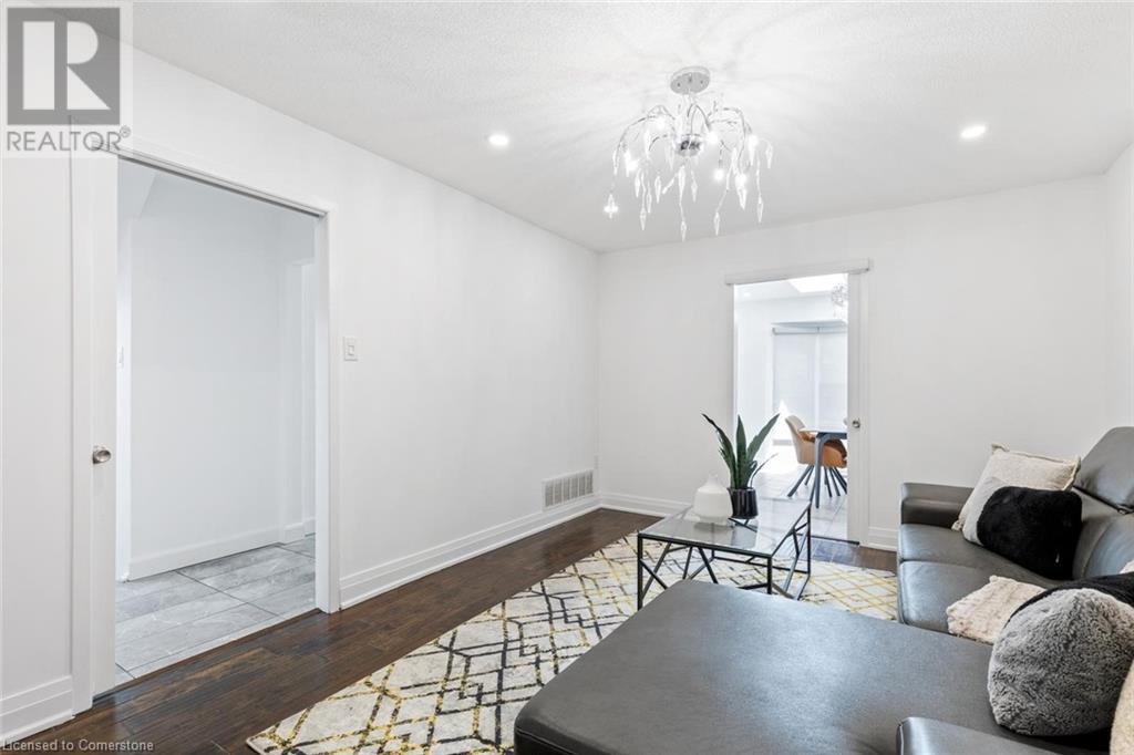 1204 Potters Wheel Crescent, Oakville, Ontario  L6M 1J2 - Photo 17 - 40684963