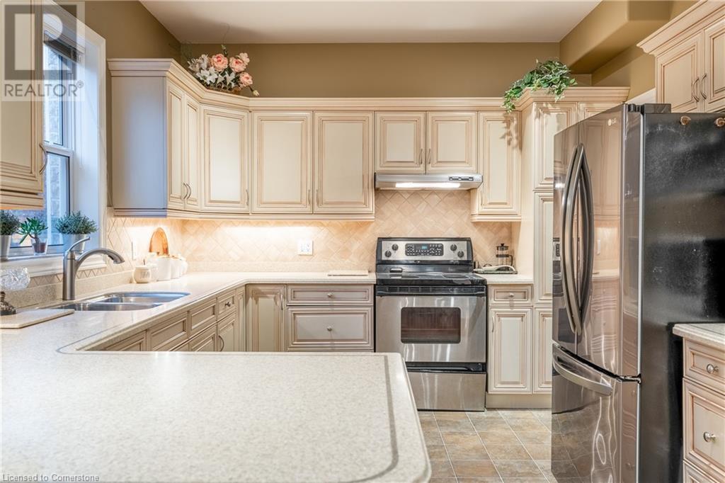 41 Oarsman Crescent, St. Catharines, Ontario  L2N 7N7 - Photo 11 - 40684912